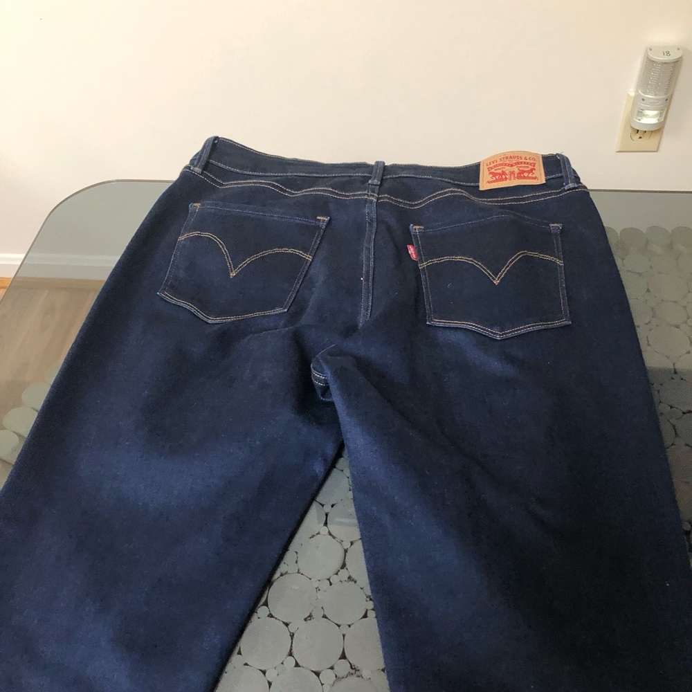 Levi Mis-rise skinny jeans like new